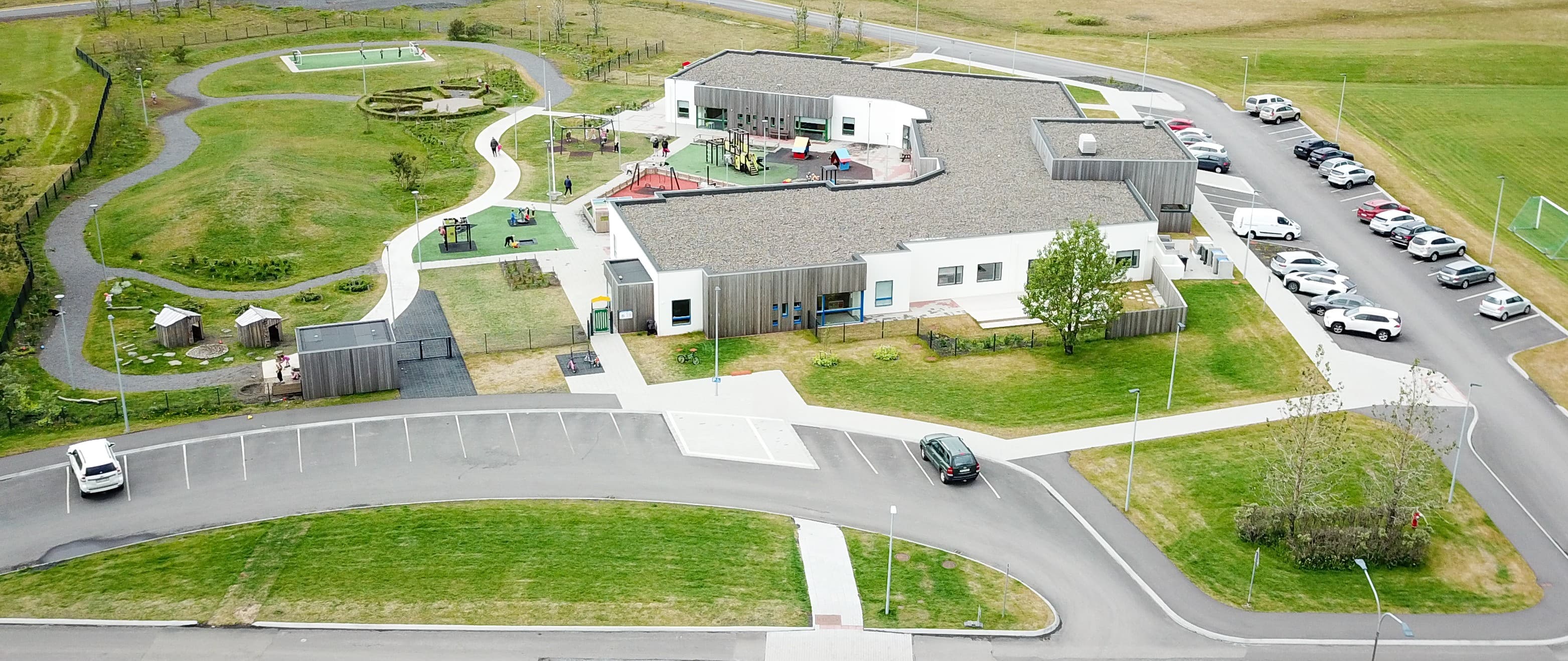 Öll eins árs börn
fá leikskólapláss